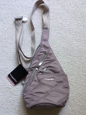 Baggallini Quilted Mauve/Taupe Crossbody Mini Sling Bag NWT!